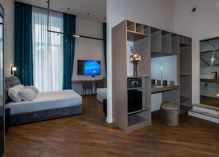 Maison Toledo Suites